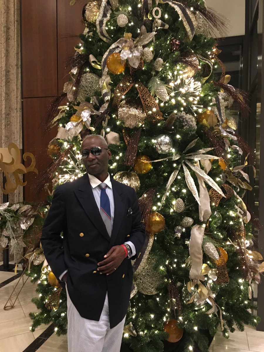 BarronsMedicalJ's tweet photo. @GregAbbott_TX @TexasFootball #BMJSports #Austin Editorial
Itβs #Christmas Season &
#Sooners QB #TylerMurray Makes
$4.66 Million With the #Oakland #Athletics #OKC & #UT #Hookem #Longhorns Players Makes $0 #Houston #Beecave
#NCAA What RU Thinking #BCS Was Much Better #FoxSports #SBNation
#CollegeGameDay https://t.co/RMRaJU8BCG