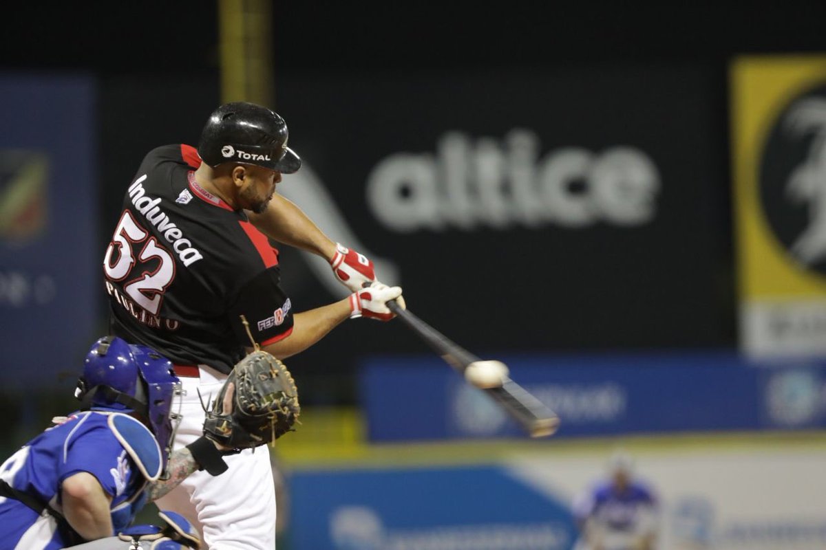altice_do's tweet photo. Emociones sin límite son las que viven nuestros ganadores que vinieron #PalPlayConAltice a disfrutar de este juego #TLvsLE #AlticeSports ⚾️🙌🏻 https://t.co/YLbN7cvaLi