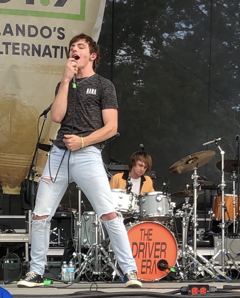 sabkinkle's tweet photo. PARTYING WITH @RossLynch DURING PREACHER MAN @thedriverera @fm1019radio #FMFloridaMan https://t.co/2dnDpxu7cJ