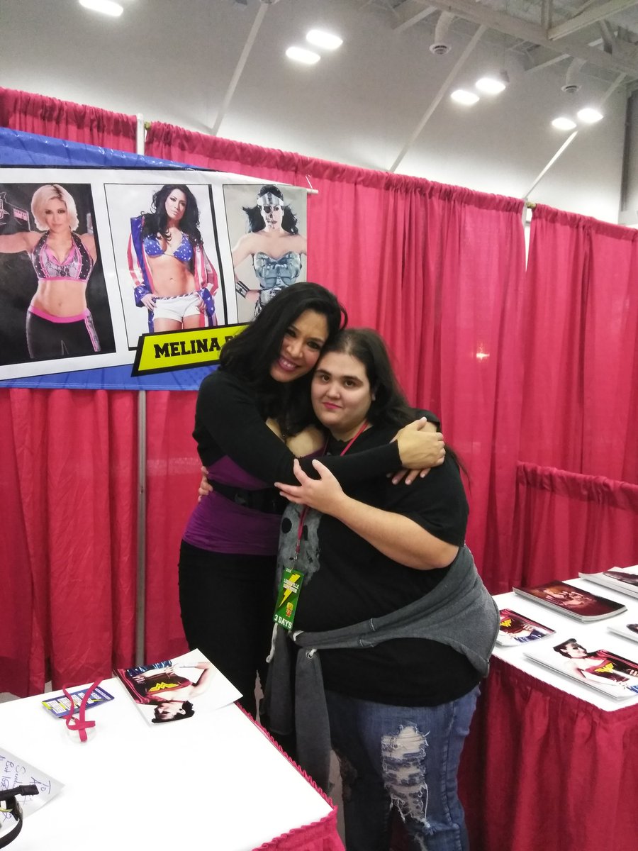 xNotSoNormalx's tweet image. It was so amazing meeting my favorite female wrestler Melina thank you for the autograph and picture you are so sweet @RealMelina