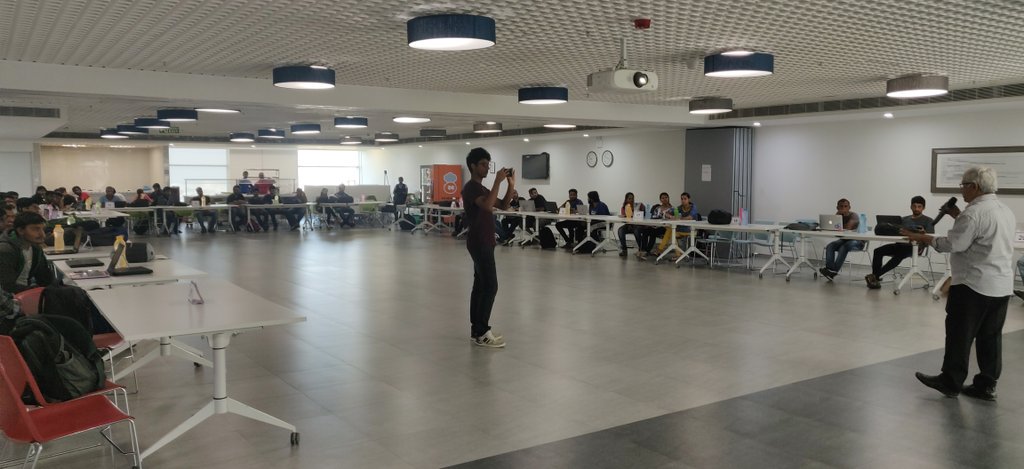 BhavaniRavi_'s tweet image. And we begin here #hack2learn #Build2Learn @buildtolearn