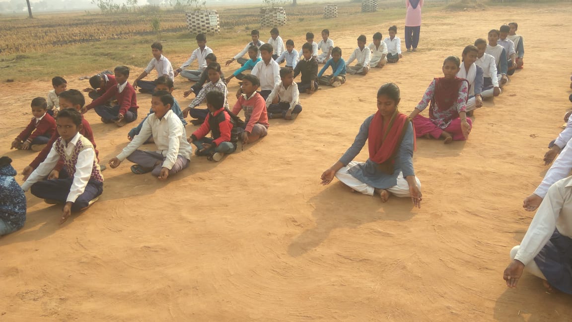 rpg1201's tweet photo. @narendramodi @yogiadityanath @drdineshbjp children of Janata Nehru Madhyamik Vidhalaya Baghaipur Achhalda Auraiya doing Yoga. A daily routine. JNMV belongs to Janata and managed by a village committee. NRI Dr R P Gupta is sponsoring various projects. Helping hands are requested https://t.co/YhEURHZUCZ