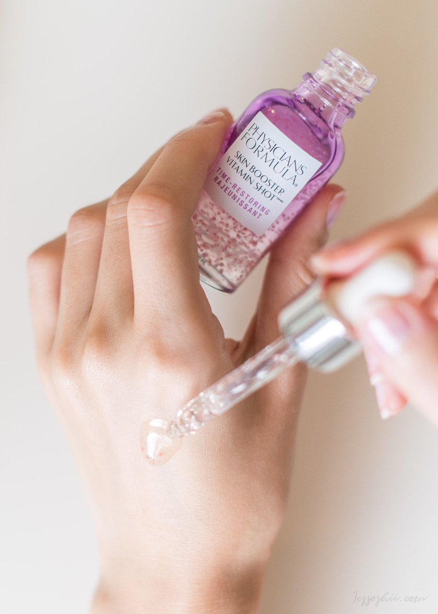 Jessoshii's tweet photo. #ad Suffer from dry skin in the winter? ❄️ Here are two essential #skincare steps to add to your routine + my top picks from @PFCosmetics...https://t.co/9lWmrpg15A #PhysiciansFormula https://t.co/uqkMR3lPiA