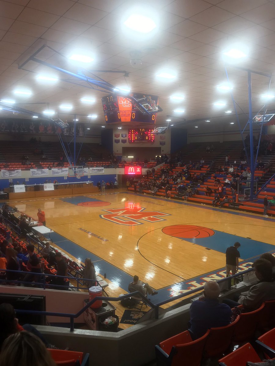 LakewayLionsWBB's tweet photo. We’ve arrived🦁 LCA Women’s Hoops at Marshall County Hoopfest🏀 This venue is awesome! Watching some high level boys action right now! Prolific Prep (CA) vs. Aspire Academy (KY). Girls had a great practice tonight! We’re ready for our game tomorrow!! #LionStrong #TopNotchEvent https://t.co/mi9NRkKjcU