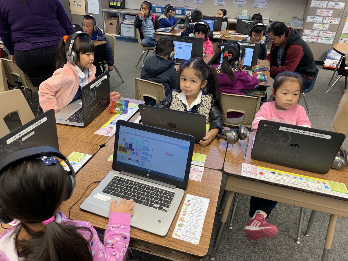 thosewhocan's tweet photo. Ms. Cerratoโs first grade students welcoming parents for #EPIC2018 #CTTF https://t.co/RC68rU1rFE
