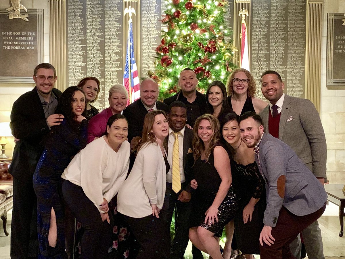 JonFreier's tweet photo. Our @TMobile family was proud to support @FourBlock tonight in NYC. It was a powerful evening with many inspirational stories of bravery and courage. We’re honored to serve those who have protected our great country — and continue to afford us our freedoms that we hold so dear. https://t.co/A0aFDztSsQ