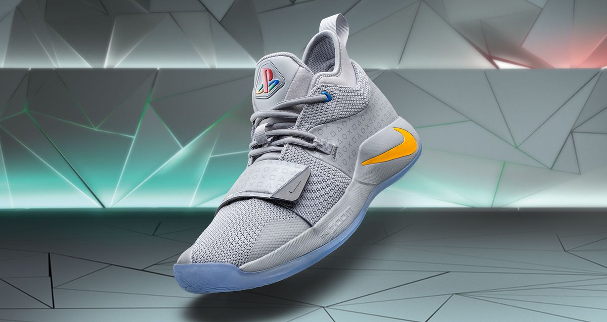 hype1ife's tweet photo. COUNTDOWN: Playstation x Nike PG 2.5 'Wolf Grey'
Price: $110 USD
Release Date: 12-1-2018
@footlocker https://t.co/7DSaV8xhlX
@nicekicks https://t.co/rOlS7EY3eM
@nikestore https://t.co/OOB3WNYSIc
#hypebeast #hypebeastkicks #sneakerheads #nike #Playstation #paulgeorge #nikepg https://t.co/29a0lX2qUF