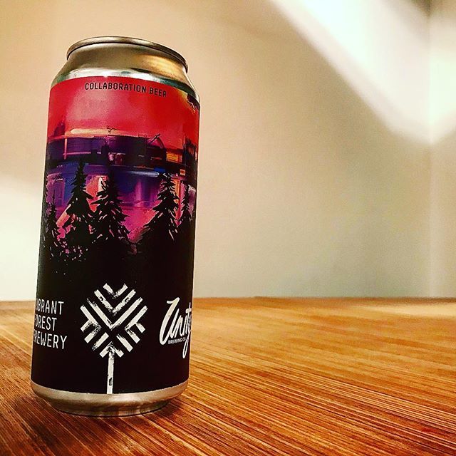 kendall_beer's tweet image. Vibrant Forest &amp;amp; Unity “Symbiosis” (7.4%). Canned Christmas, great balance of spices and Belgianess. Raisins, orange peel, nutmeg. Nice. 8/10.

#vibrantforest @vibrantforest #unitybrewingco @unitybrewingco #symbiosis #belgiandubbel #bottlesandbooks @bott… ift.tt/2DV1fME