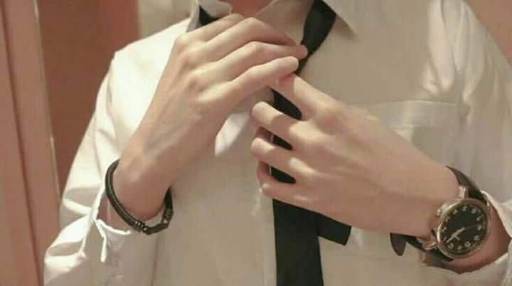 leastofhope's tweet image. `ㅤㅤ

       ❝ Jika suatu hari aku bisa hidup
           tanpa kopi, aku tak akan 
           hidup. ❞

ㅤ   「  Nᴀʀᴇ́ᴢᴋᴀ Gᴀᴜᴅɪ Sɪɴᴅᴜɴᴀᴛᴀ  」

ㅤㅤㅤㅤ