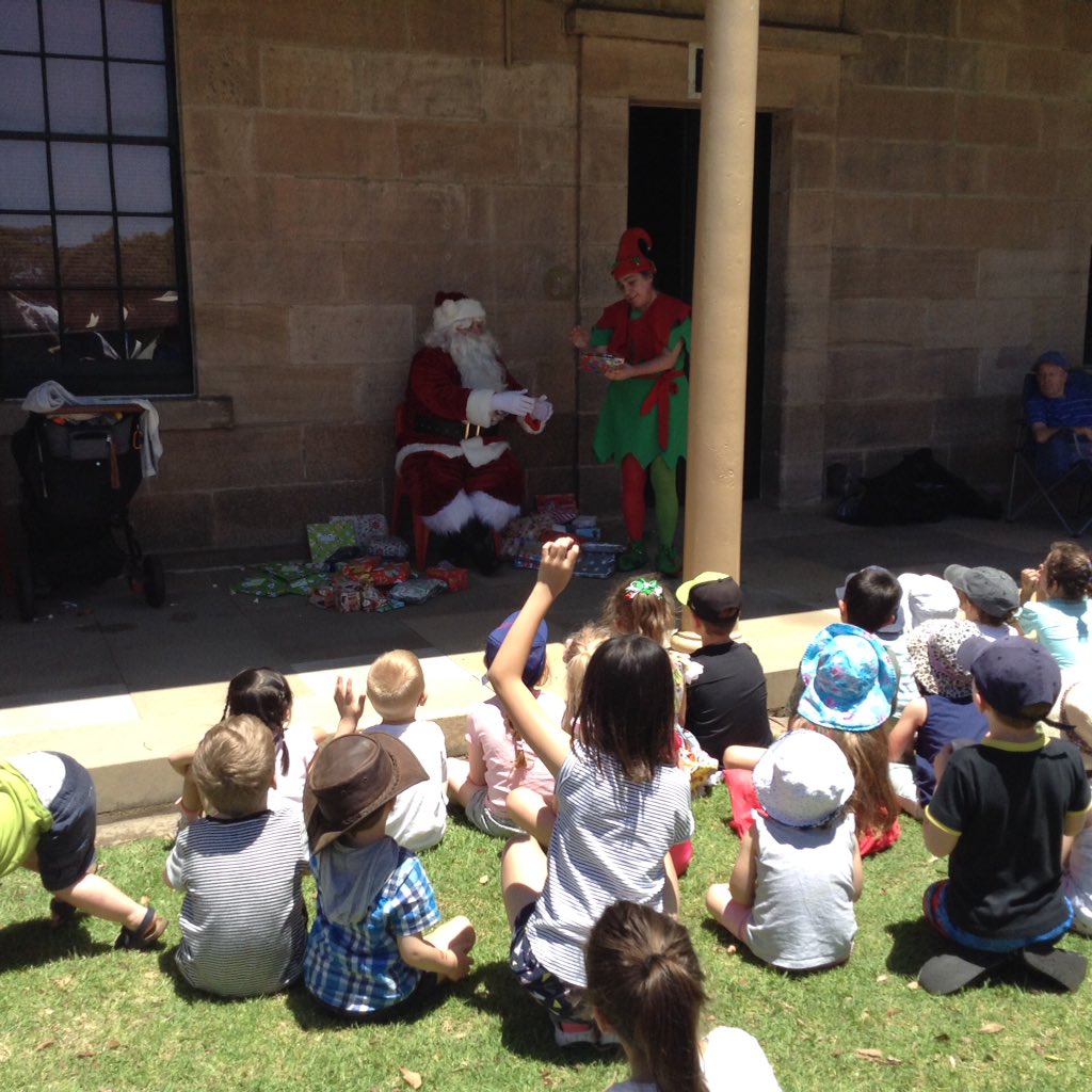 OldMechHead's tweet photo. Great day at the birth place of the @AustralianArmy #VictoriaBarracks #Paddington as our RTF conducted a #Christmas party for the families of HQ #FORCOMD & #6BDE giving back to our greatest supporters - thanks #Santa @FORCOMDMedia @COMD6BDE https://t.co/RWqEZ3iyg2