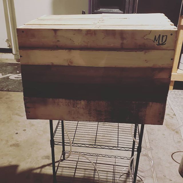 MoonDownBrewing's tweet photo. Got that jockey box cover done my good friend. Excited to display this tomorrow for all to see. Larry came in clutch!
.
.
.
.
.
#homebrew #homebrewing #homebrewer #beersofinstagram #dohomebrew #homebrewfanatic #drinkhomebrew #brewer #instabeer #Beerstagr… https://t.co/cyGGHSmZBH https://t.co/lA3BiQQcqT
