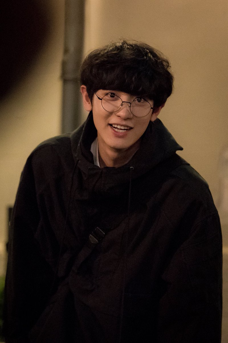 Chanyeol as Sejoo, smiling.