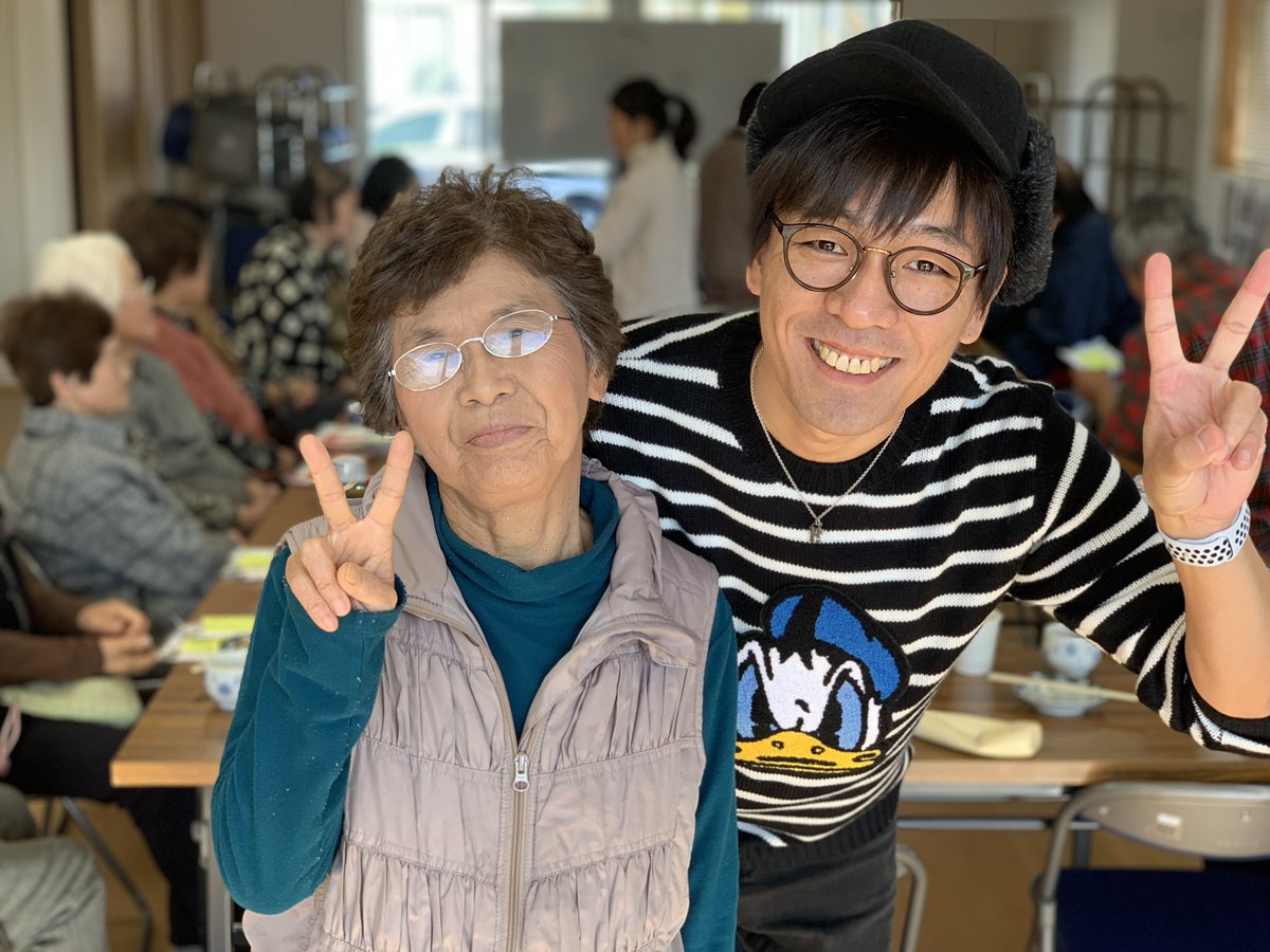 KYOHEY5's tweet photo. 全国からカイロを集めてくださったみなさん!東北の仲間の笑顔を本当にありがとう!😂✨
@syp_kansai #syp2018 https://t.co/Wbluq7tF9p