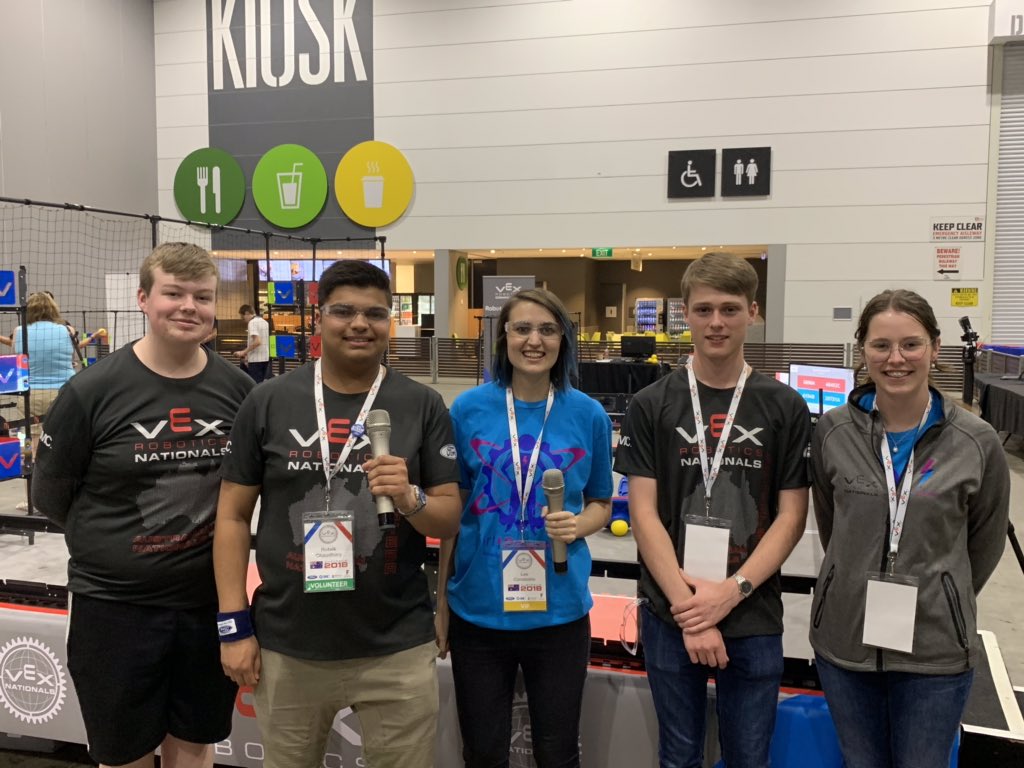 <a href="/michelle_neil/">Denise Michelle Neil</a> <a href="/Constababble/">Lee Constable 🔥</a> <a href="/VEXAustralia/">VEX Australia</a> <a href="/GalenVEX/">GalenVEX</a> Commentating with my <a href="/GalenVEX/">GalenVEX</a>  mentors /volunteers ... they loved it!!