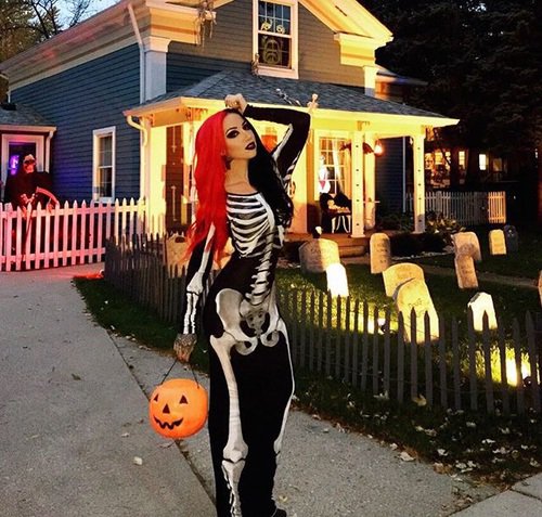 teresaa62844813's tweet photo. 11:59                              12:00
Friday, November 30    Saturday, December 1
@Ash_Costello❤️🖤✨ https://t.co/xUgCbUjOey