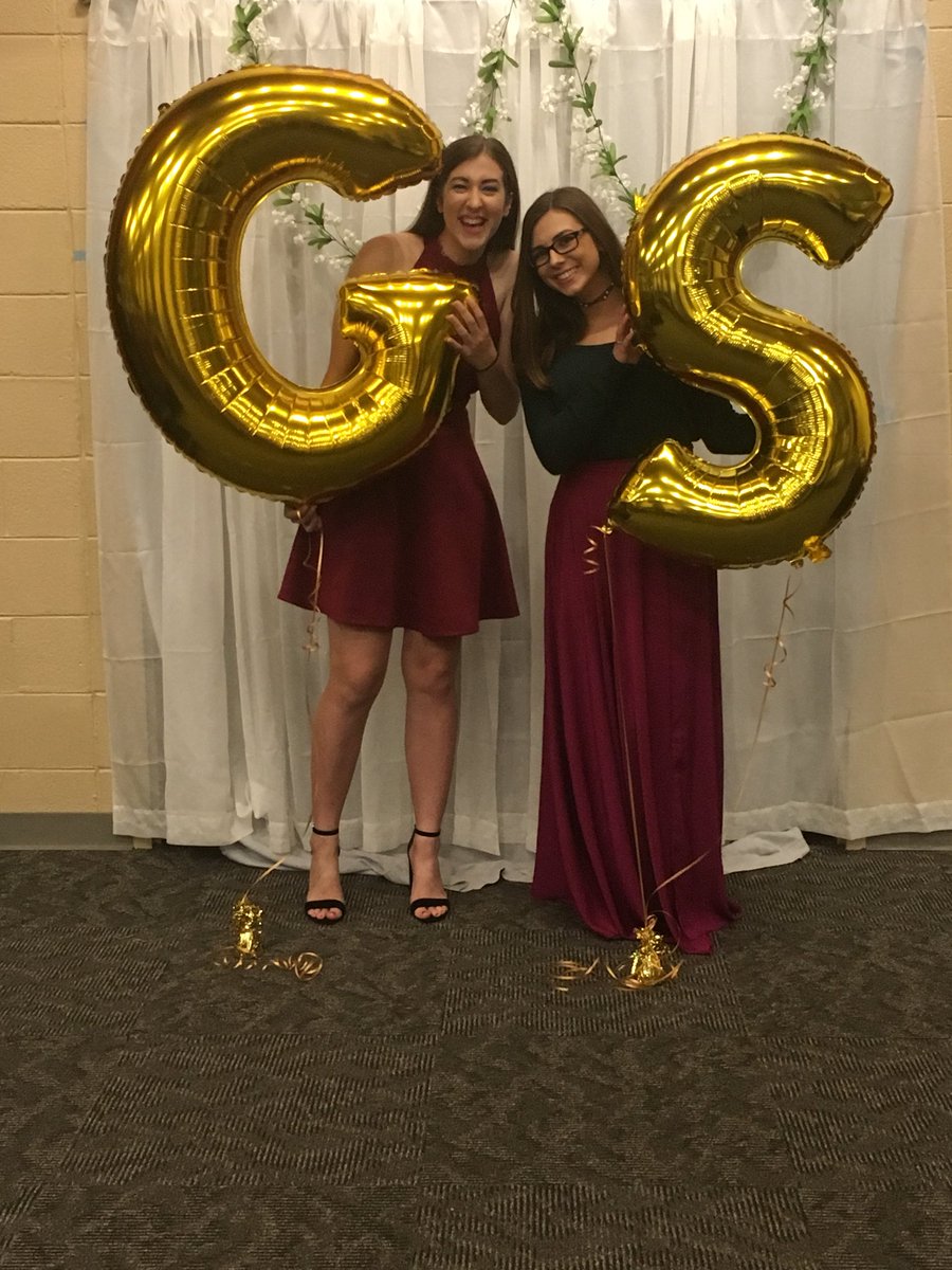 belleinChrist's tweet photo. Two years, too cute! Love my big (who I match far to often 😂😉) #fallbanquet https://t.co/KPjdo5dkqP