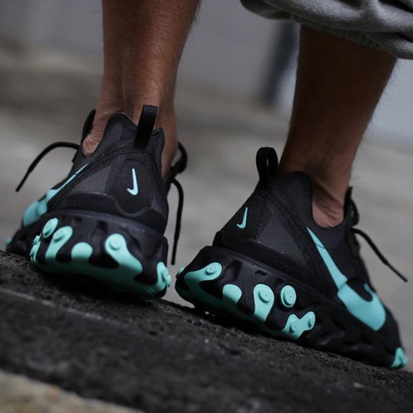 nike react element 55 black aurora green