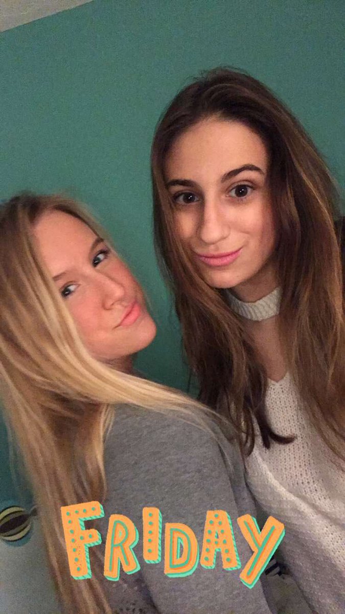 cnccarocci's tweet photo. Happy birthday heather . Thanks for always being my bestie⭐️ @heathert0015 https://t.co/fiiVnKlqMz