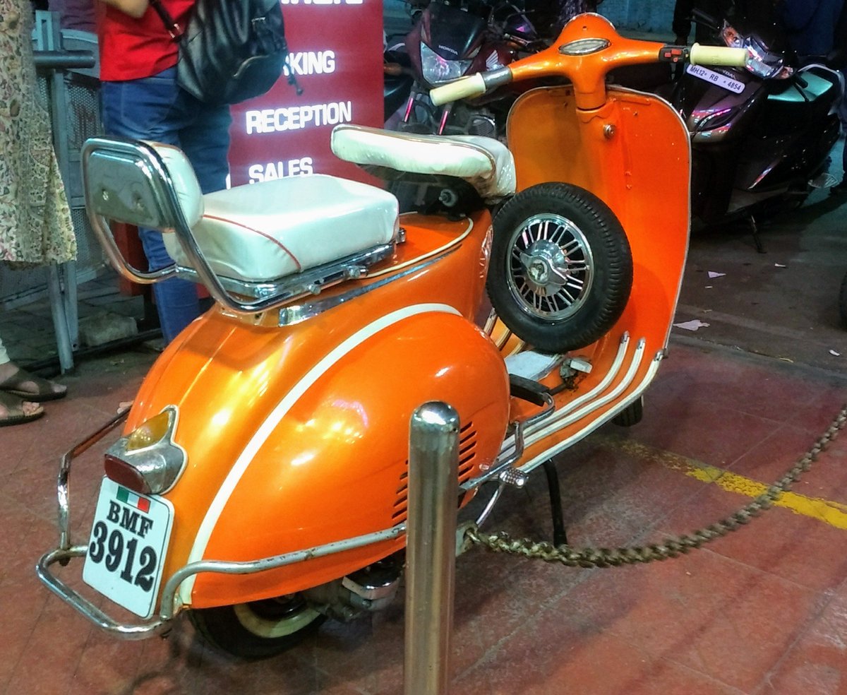 For vintage Vespa fans, spotted this yesterday outside Pune's popular Irani chai haunt, Diamond Queen