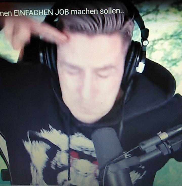 Julian_Pieck's tweet image. Da möchte man doch liebend gern das Video schauen...