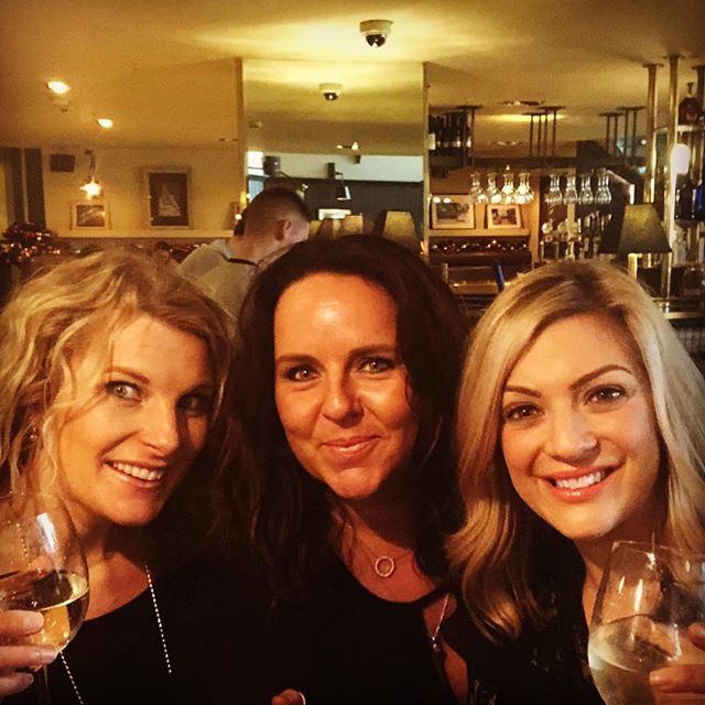 mindsetjunkie25's tweet image. I have said it before but I will say it again....I am truly blessed to have such wonderful friends like this pair @bernishaw &amp;amp; @kateoates75 although starting on the wine before midday and only eating tapas is not recommended! 
#bestfriendgoals #friendshi… ift.tt/2E85Njr