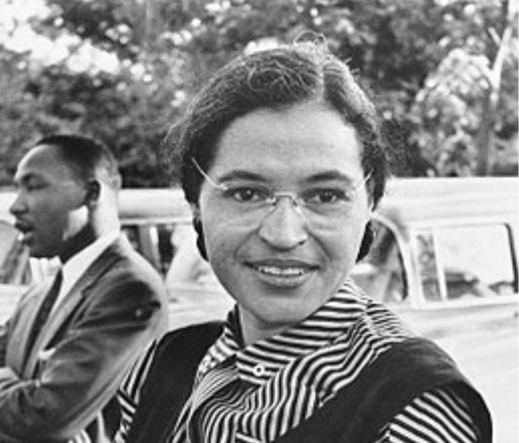 MarleneSchiappa's tweet photo. Le 1er décembre 1955, #RosaParks refuse de céder sa place dans le bus à un homme blanc.

En 2018, nous devons encore défendre un idéal d’égalité et de mixité où les êtres humains ne sont pas privilégiés, traités différemment, séparés en fonction de leur couleur ou de leur genre. https://t.co/3wUQhOKqWh