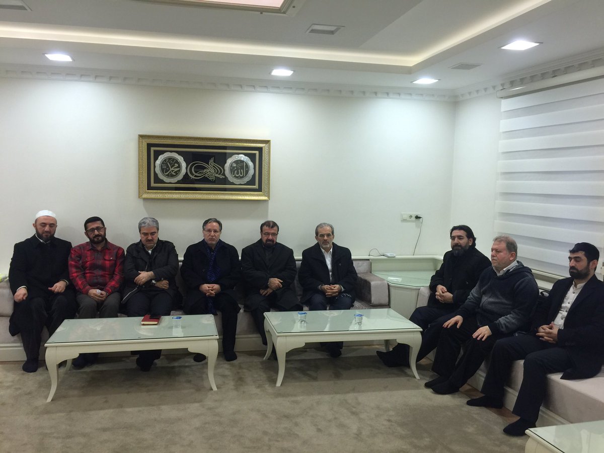 UMAD- Uluslararası Müslüman Alimler Dayanışma Derneği yönetim kurlu toplantısı İsmail ağa ilim ve hizmet vakfında yapıldı.