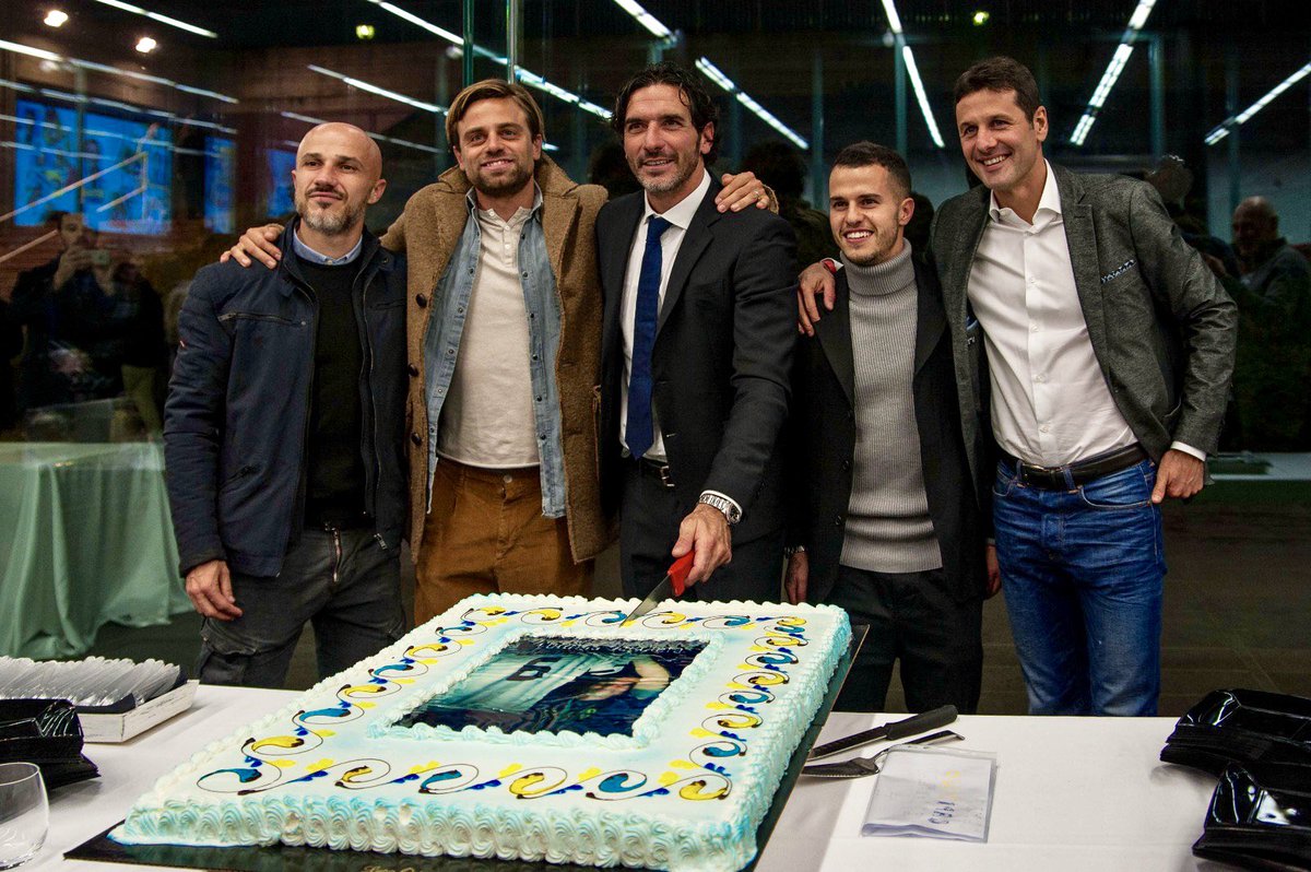 Bellissima serata #ultimabandiera @crilucarelli