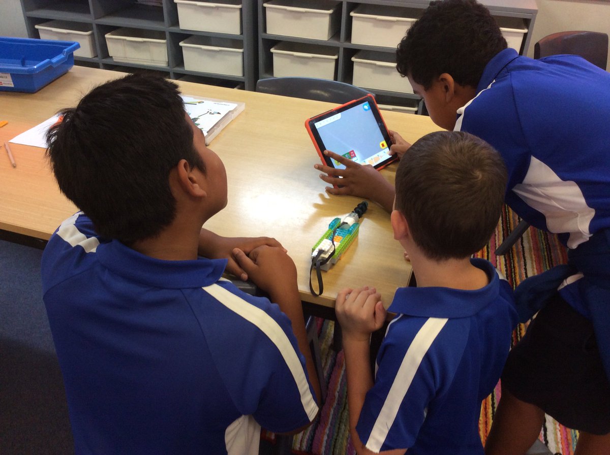 This week 4/5M had a blast using the Lego WeDo 2.0 to design, make and code a magic wand! All students were so engaged and each group came up with something unique. <a href="/LEGO_Group/">LEGO</a> <a href="/CampbelltownEPS/">CampbelltownEastPS</a>