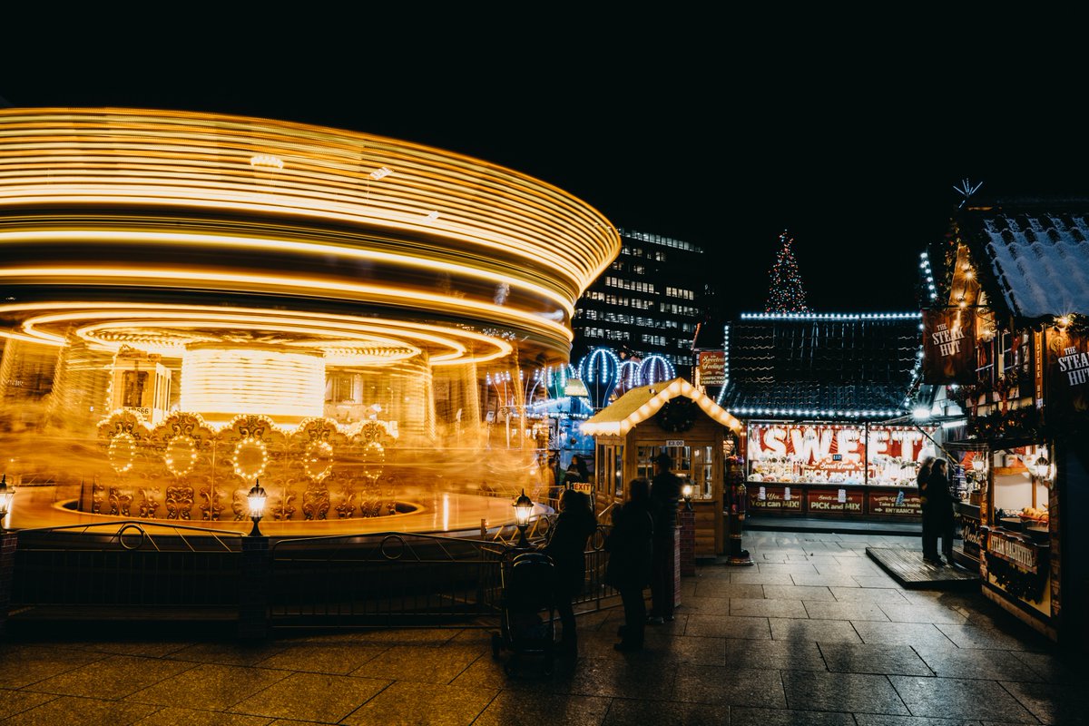 lce_nottingham's tweet photo. We love it when our customers are chuffed with their new camera kit! Some terrific festive shots from #NeilKatesPhotography with his new Sony a7III & Tamron 28-75mm @SonyUK @TamronUK @Intro2020 @LCEOffers #PelhamStreet #Nottingham #PartExchangeWelcome #Mirrorless #Christmas https://t.co/2eTskYizkf