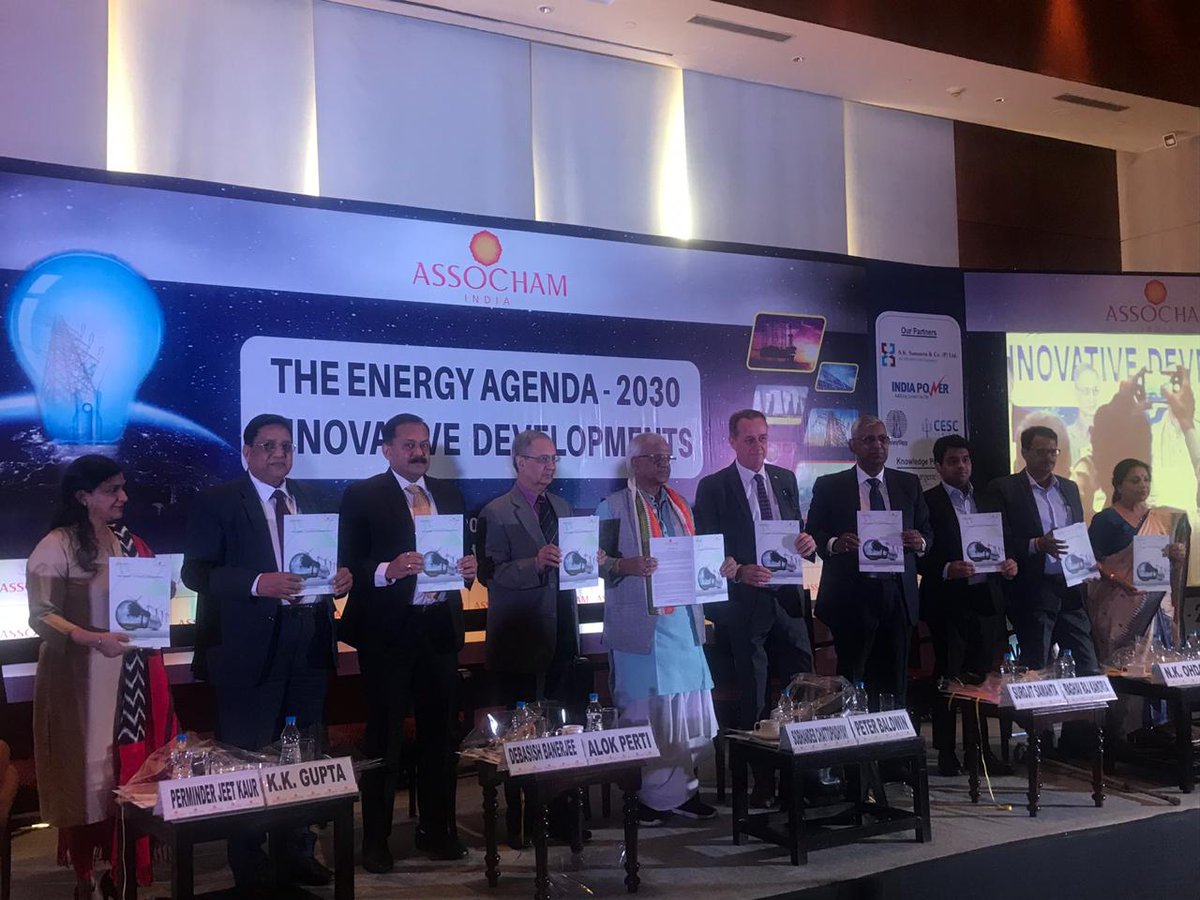 iResurgentIndia's tweet photo. “A step towards #sustainability and #futuristic #development” Resurgent India publish a knowledge book at #Assocham’s The #Energy Agenda -2030, #Kolkata #ResurgentIndia #KnowledgeBook @ASSOCHAM4India https://t.co/Xer2lxwkZf