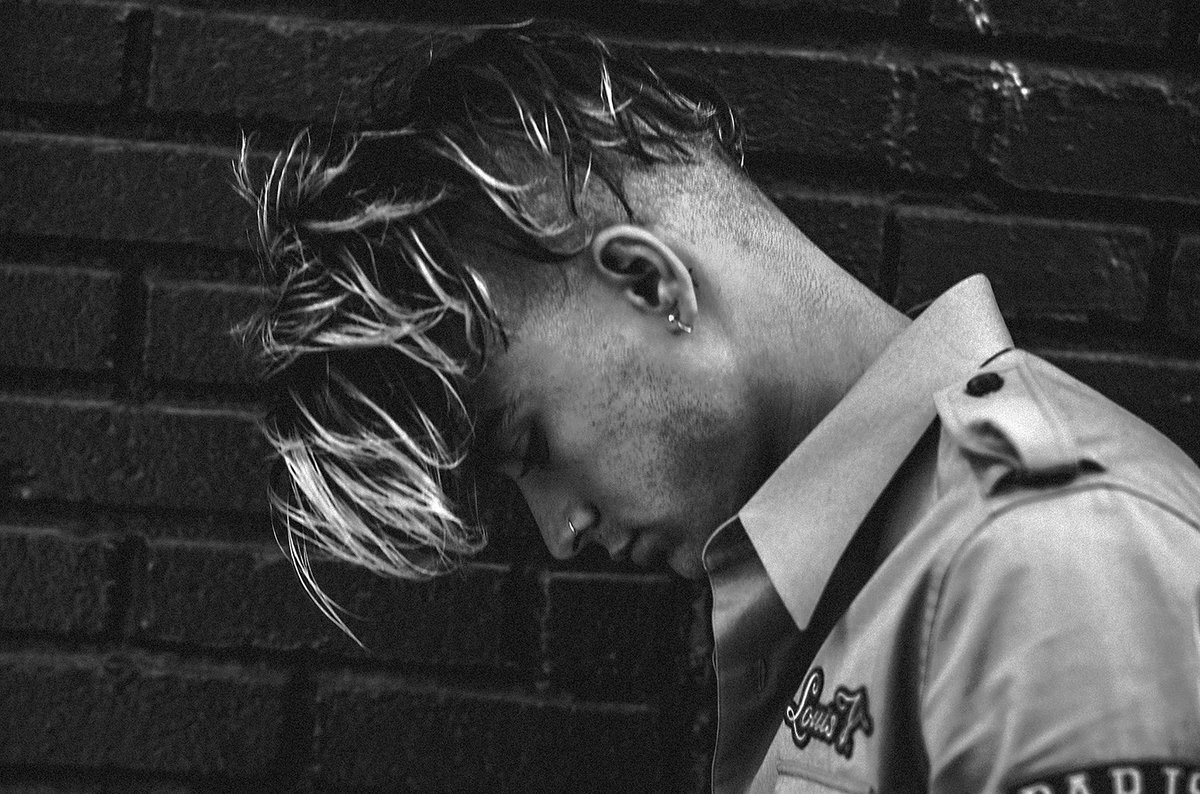 billboard (@billboard) on Twitter photo 2018-12-01 09:00:14 Zayn announced the title and release date for his upcoming sophomore album blbrd.cm/X0Bsnw Zayn announced the title and release date for his upcoming sophomore album blbrd.cm/X0Bsnw
