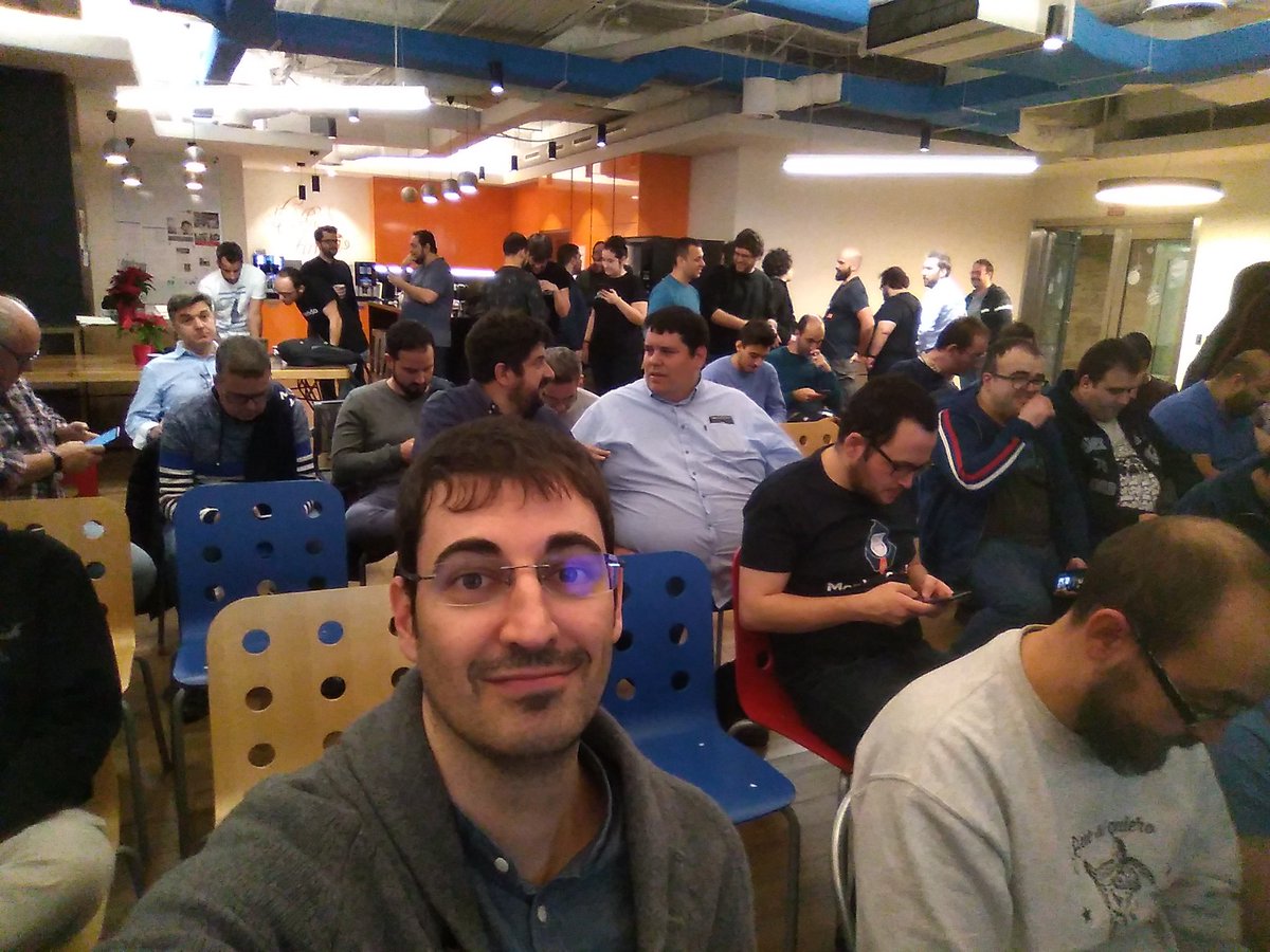 mipegir's tweet photo. Disfrutando las novedades de Xamarin con los mejores #monkeyconf18. #VASSMobile #VASS estamos aquí para quedarnos con lo mejor! https://t.co/G87q2TBJfa