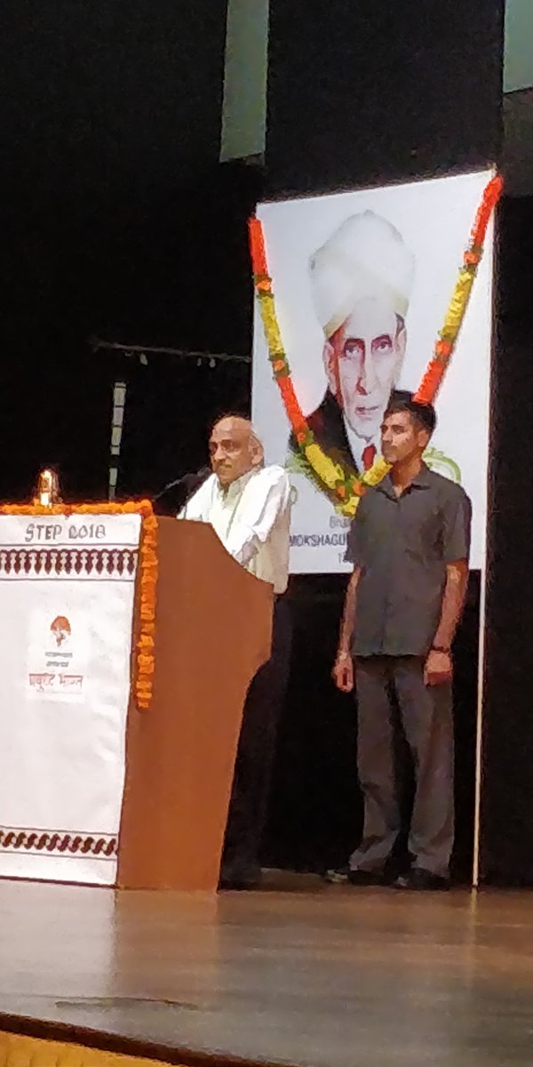 GiridharMamidi's tweet image. Padmasri Dr Kiran Kumar, former Head of ISRO speaking on how Technology is transforming India, especially through space technology, at #PrabudhaBharat conclave at #STEP2018 at #Belagavi on 1st December 2018