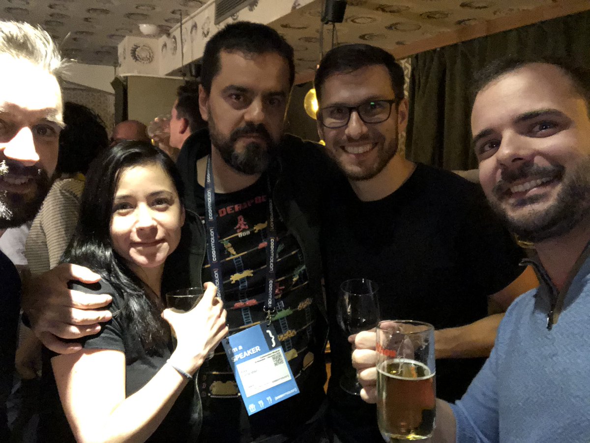 aloDev's tweet image. Great speakers dinner at @CodemoMadrid! #codemotion