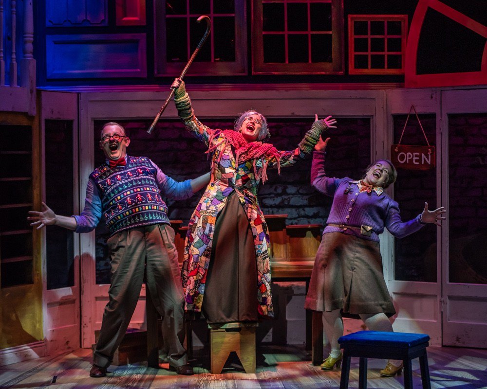 Belfasttimes's tweet photo. Review: The Elves and the Shoemaker @theMACbelfast #theBFS https://t.co/e2dvIm4Evy https://t.co/lUqdGPxh3I
