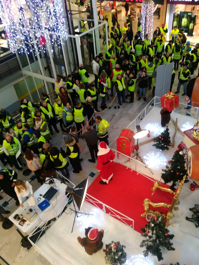 dockersLH76's tweet photo. #lehavre #espacecoty #perenoel https://t.co/HYrTV2F1zu