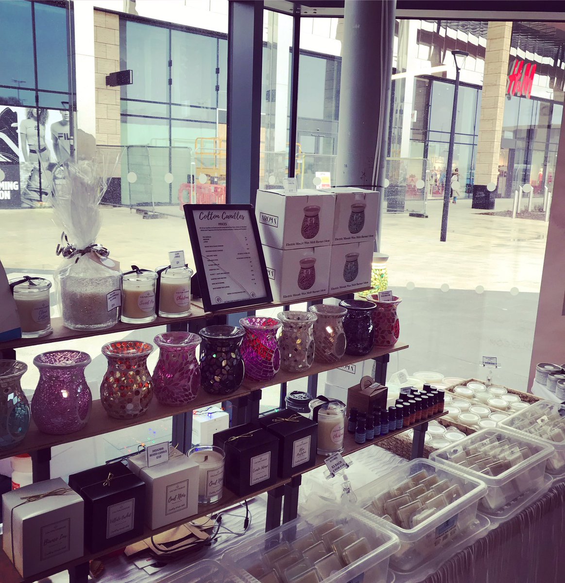 ColtonCandles tweet media