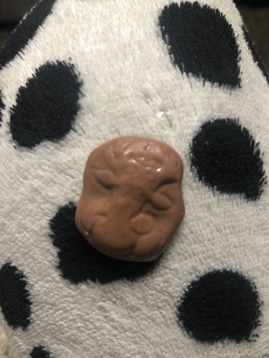 tallie_louise's tweet photo. The stuff of nightmares @CadburyUK I can’t quite work out if this is meant to be Rudolph or balls? Or an upside down gremlin 👀👀 #adventFAIL #happy1stDecember https://t.co/TVHgGGtZny
