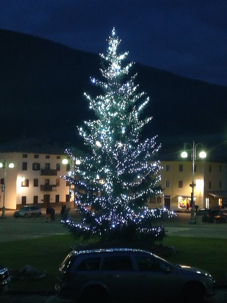 dolomiti@valcomelico.it tweet media