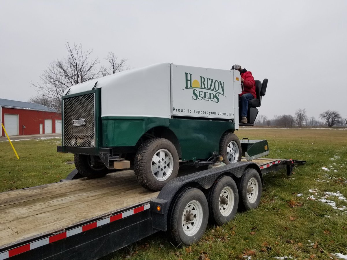 c_vanlaecke's tweet image. Delivering the @HORIZON_SEEDS zamboni for the Norwich Santa Claus Parade. #supportinglocalcommunities