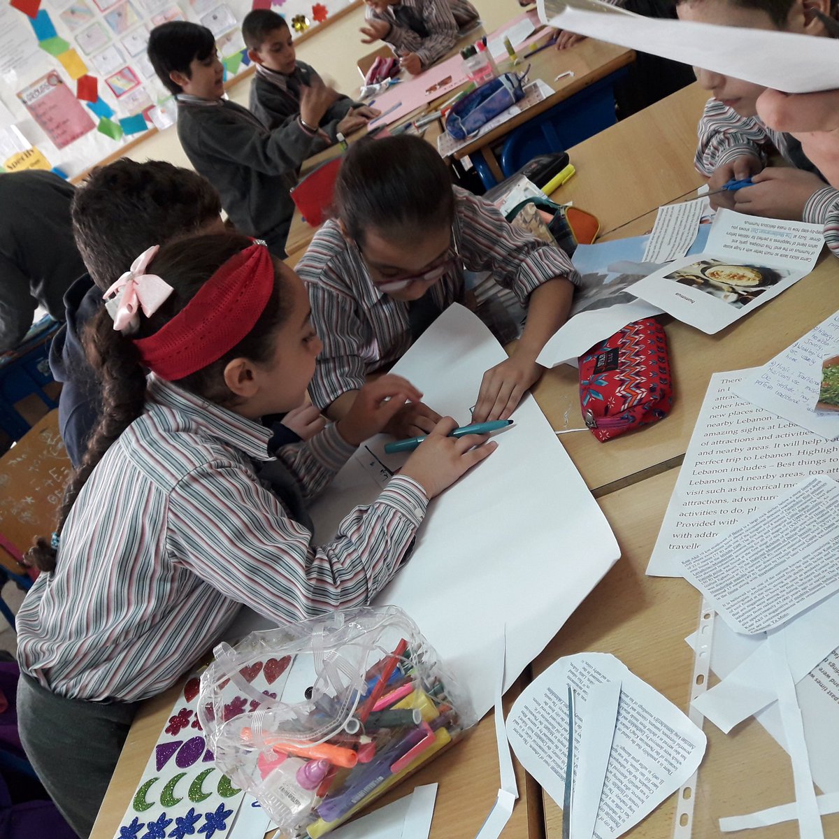 AtiehSamah's tweet photo. Exposing youself to various cultures is so vital towards personal growth#Performance task of grade 5 #Russian Dwelling #Indian Dwelling @MakAishaSchool https://t.co/PSuj1mE6MJ