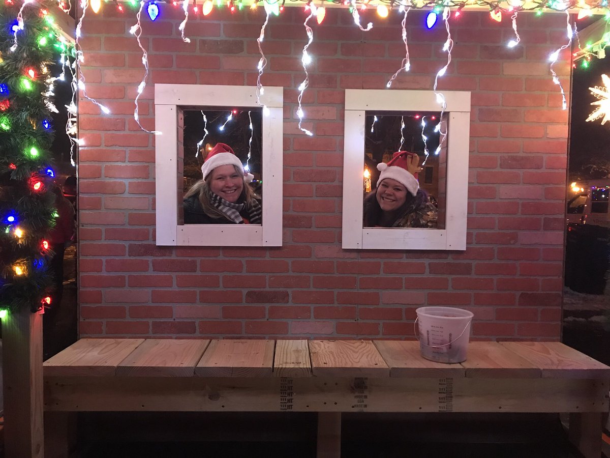 Molly Wieland tweet media