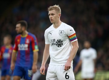 View image on Twitter