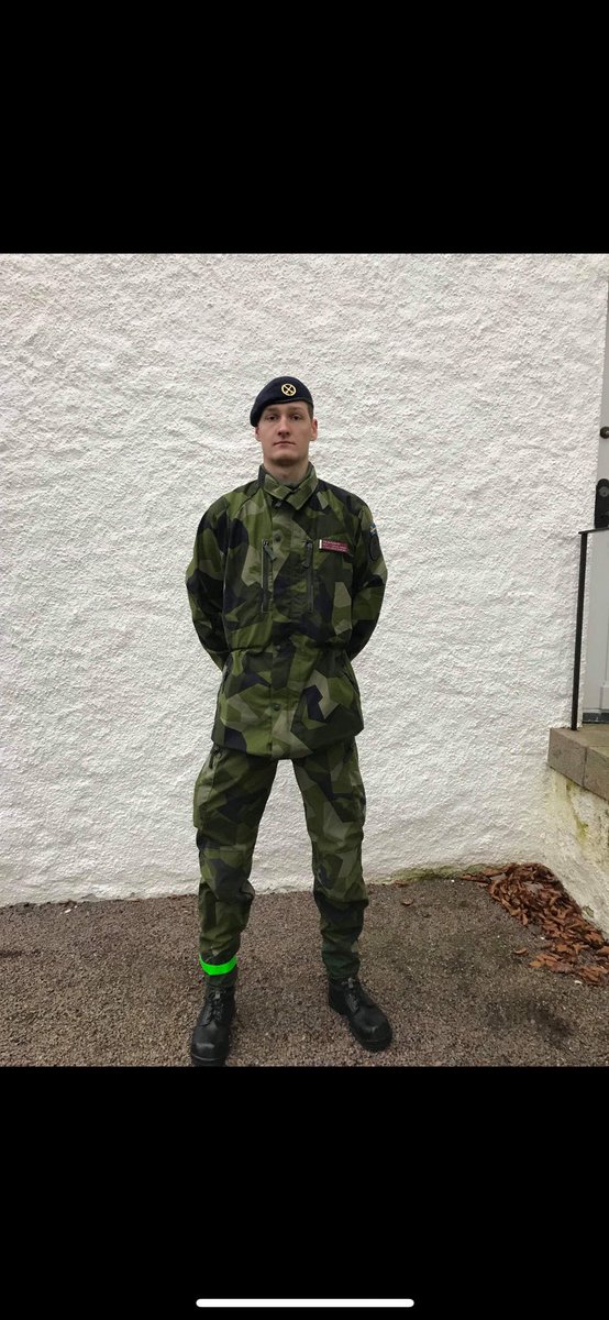 torber68's tweet photo. Kungahuset kan sova lugnt närmsta tiden. En annan kung skyddar dem. https://t.co/Ck4YhDKXSr