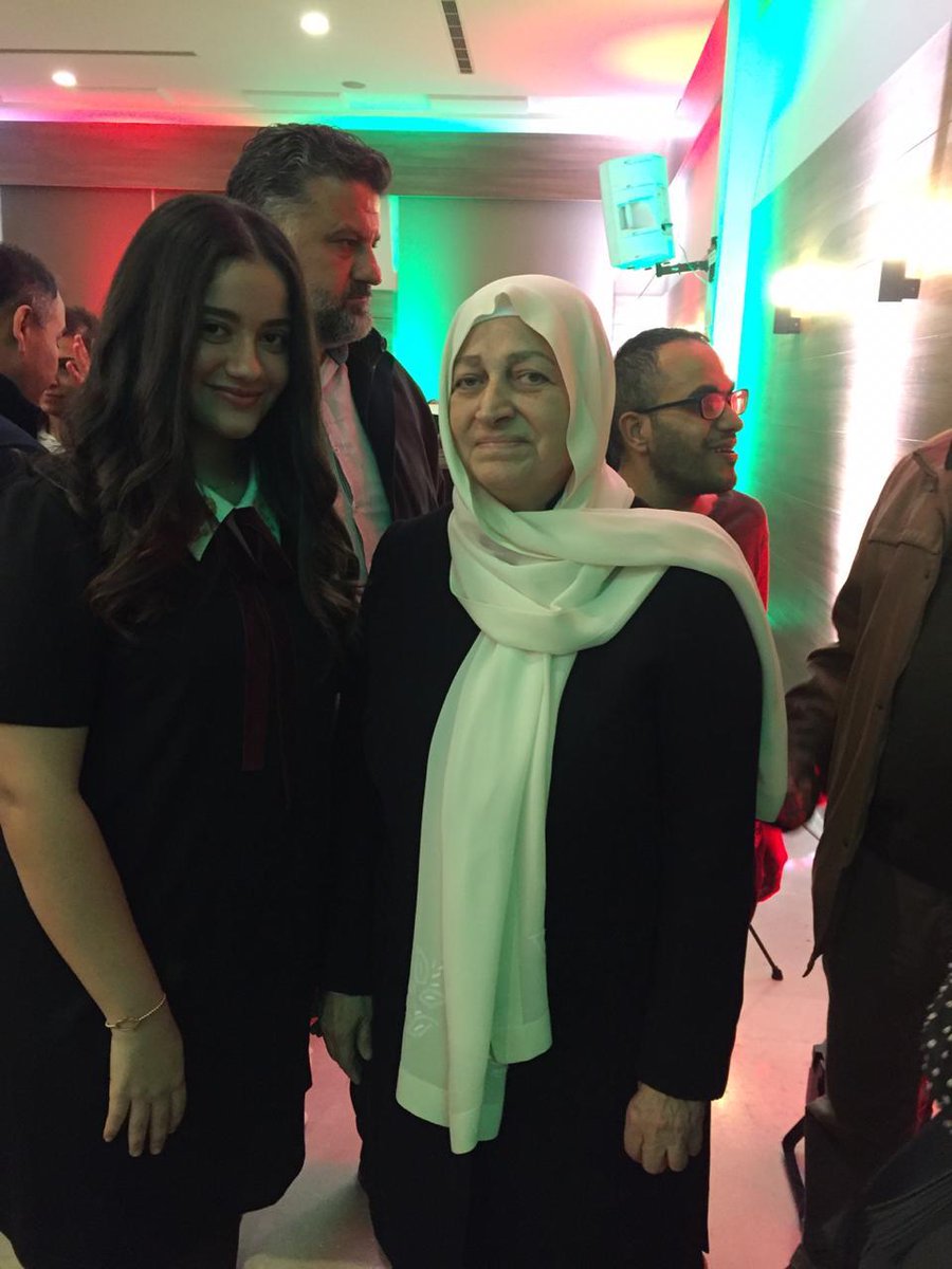 houtaftawil's tweet photo. تألق طلابنا في التعبير عن تضامنهم مع حق الطفل الفلسطيني في التعليم. @Hhhsinfo https://t.co/aZxFEOmC47