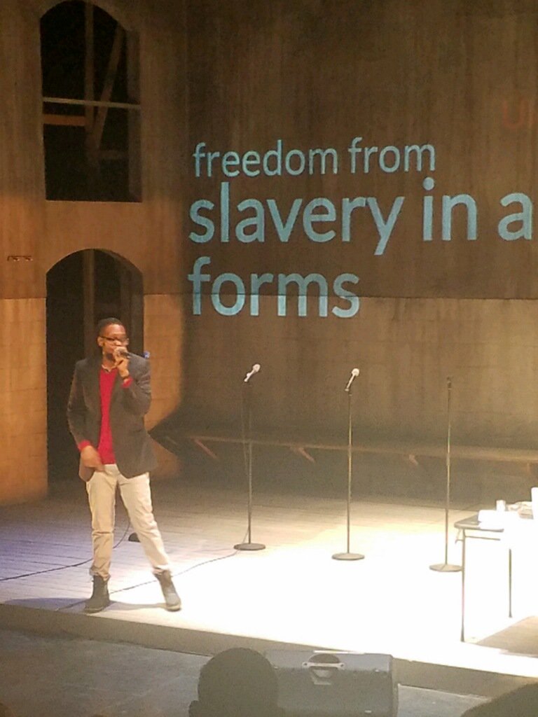 SCY_Chicago's tweet photo. @IGotThisChicago team member Jennifer recently attended the 2nd annual Sounds of Unsilence benefit concert for human rights.  
@UnsilenceOrg uses the power of storytelling, the arts, and game design to fill a critical gap in civic education. #SCY #Unsilence #humanrights #chicago https://t.co/v1cwrGpaOa