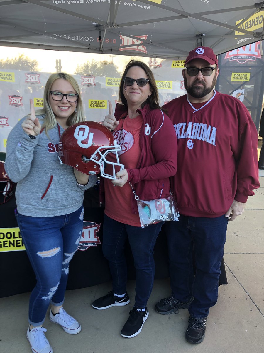 heatherhunt76's tweet photo. #Big12Championship 
BOOMER SOONER https://t.co/WpGX16DugS