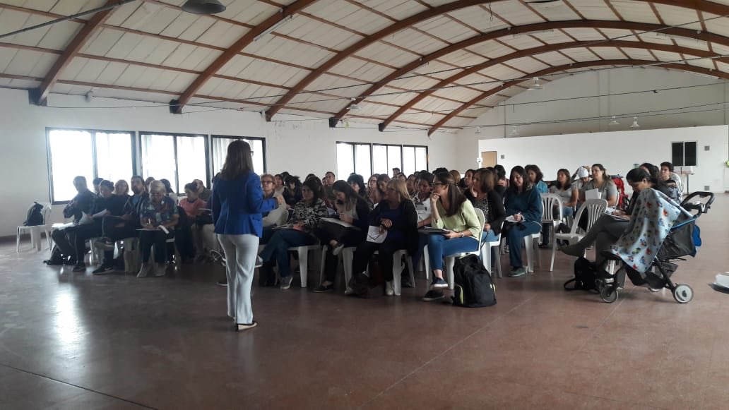 Feliz de colaborar para que emprendedores de <a href="/MaipuMunicipio/">Maipú Municipio</a> puedan plasmar sus sueños en un canvas de modelo de negocio