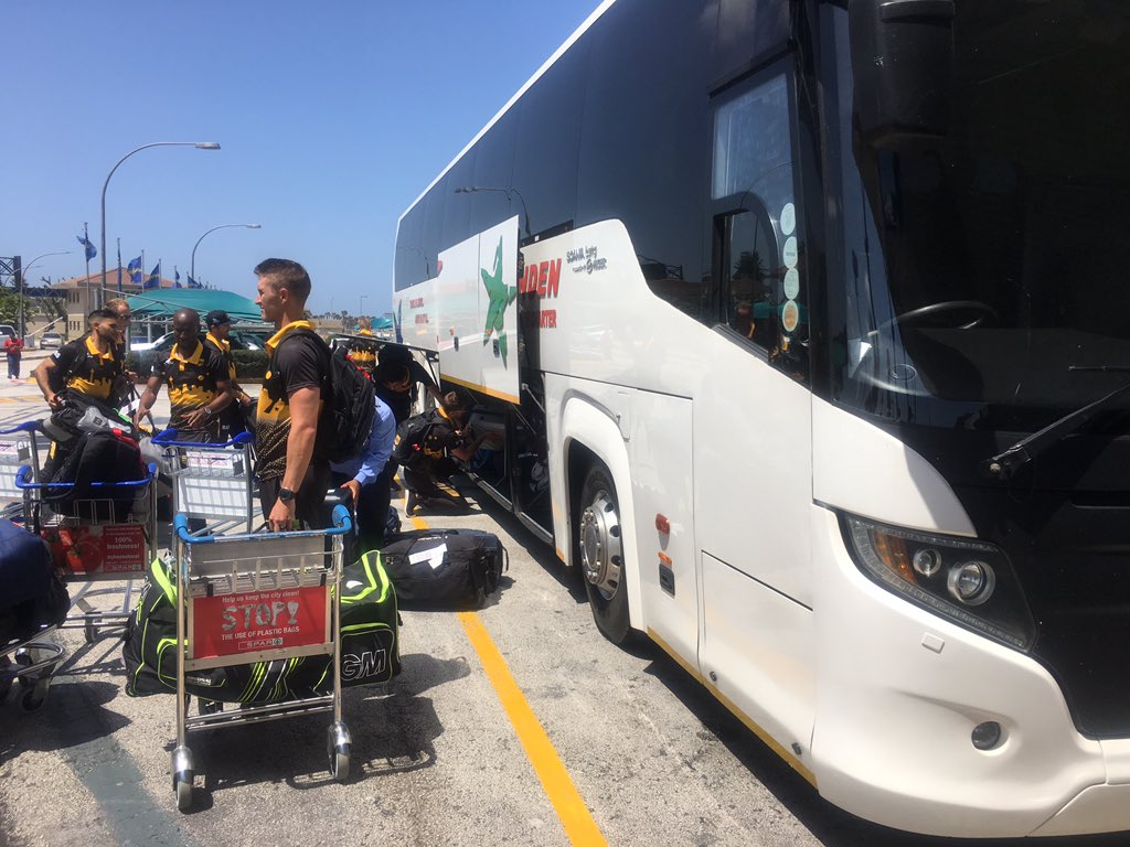 msljozistars's tweet photo. #JoziStars just landed #eBayi https://t.co/jGPVRWhlmt
